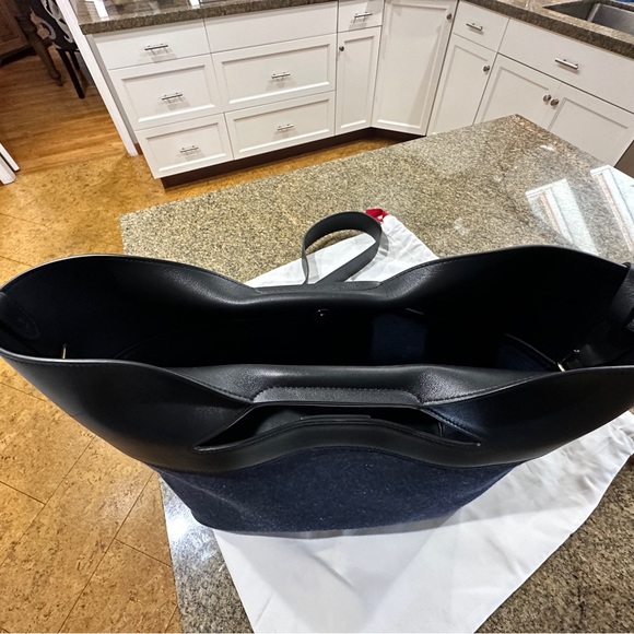 Alexander McQueen small black leather and denim THE BOW bag - Picture 2 of 16